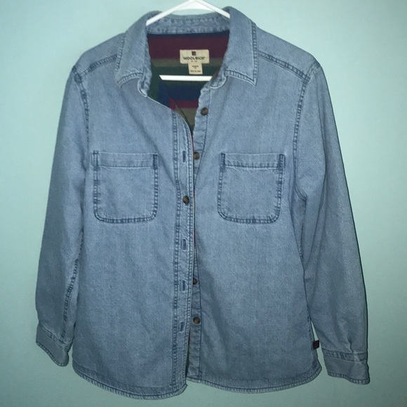 Woolrich Tops - Beautiful classic denim shirt w/ fleece lining